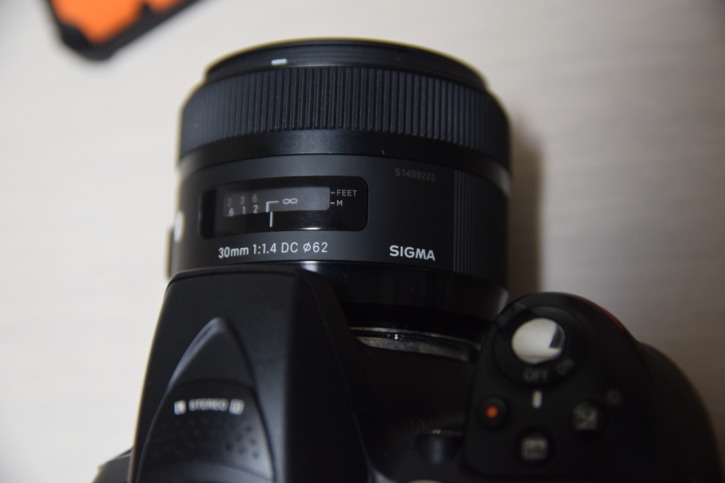 SIGMA「30mm F1.4 DC HSM ART」：明るい単焦点レンズ！【レビュー